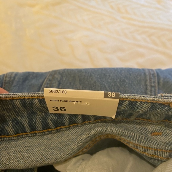 NWT Zara Jean shorts - Picture 3 of 5